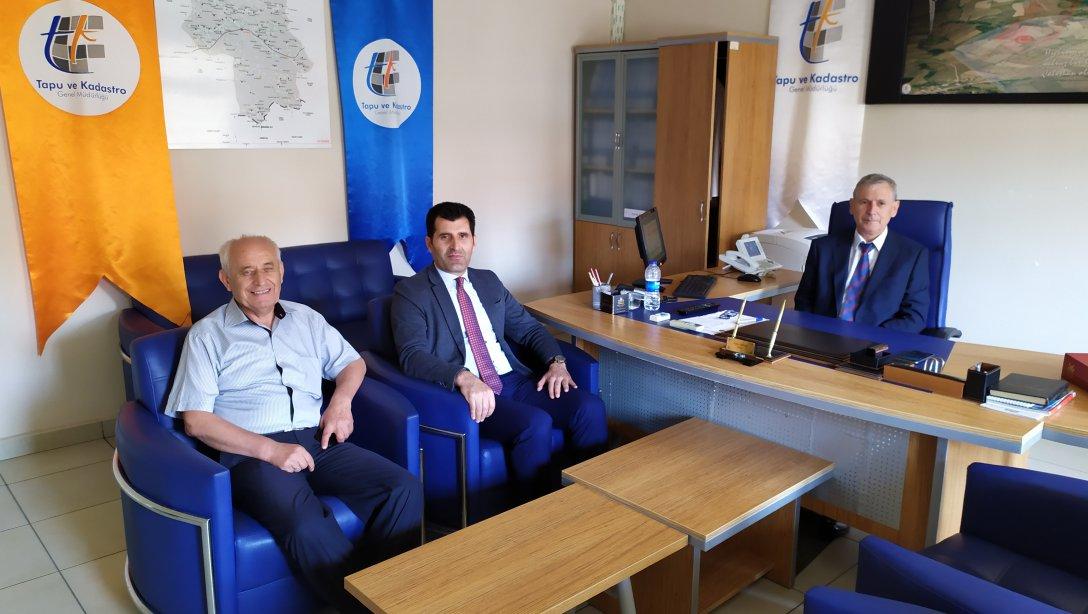 İlçe Milli Eğitim Müdürümüz Bahattin GENGÖRÜ İlçe Tapu Müdürü Habib BAYRAK'ı Ziyaret Etti