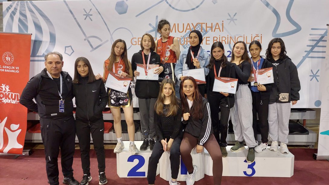 Okul Sporları Muay Thai Türkiye Şampiyonası'nda Çocuklarımızın Başarısı