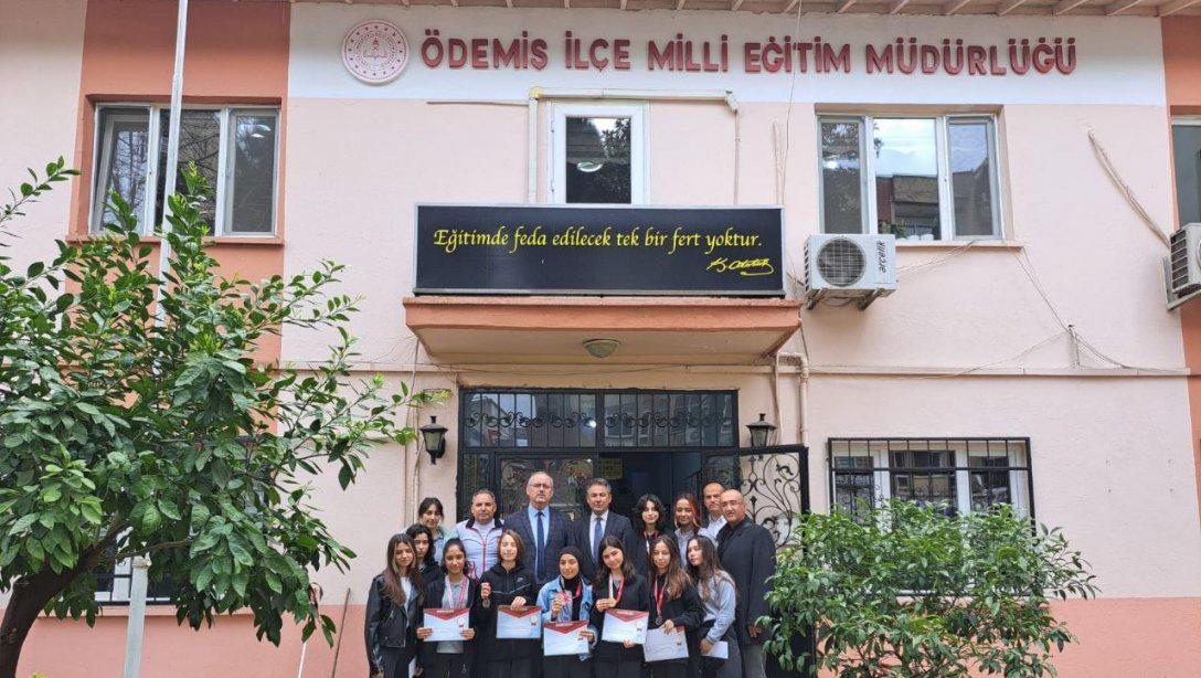 Muay Thai Türkiye Şampiyonası'nda Derece Alan Öğrencilerimize Ödülleri Verildi